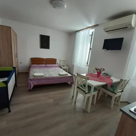 Hébergement de vacances Idila *