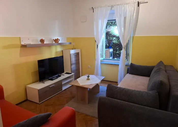 Idila 別荘 イゾラ